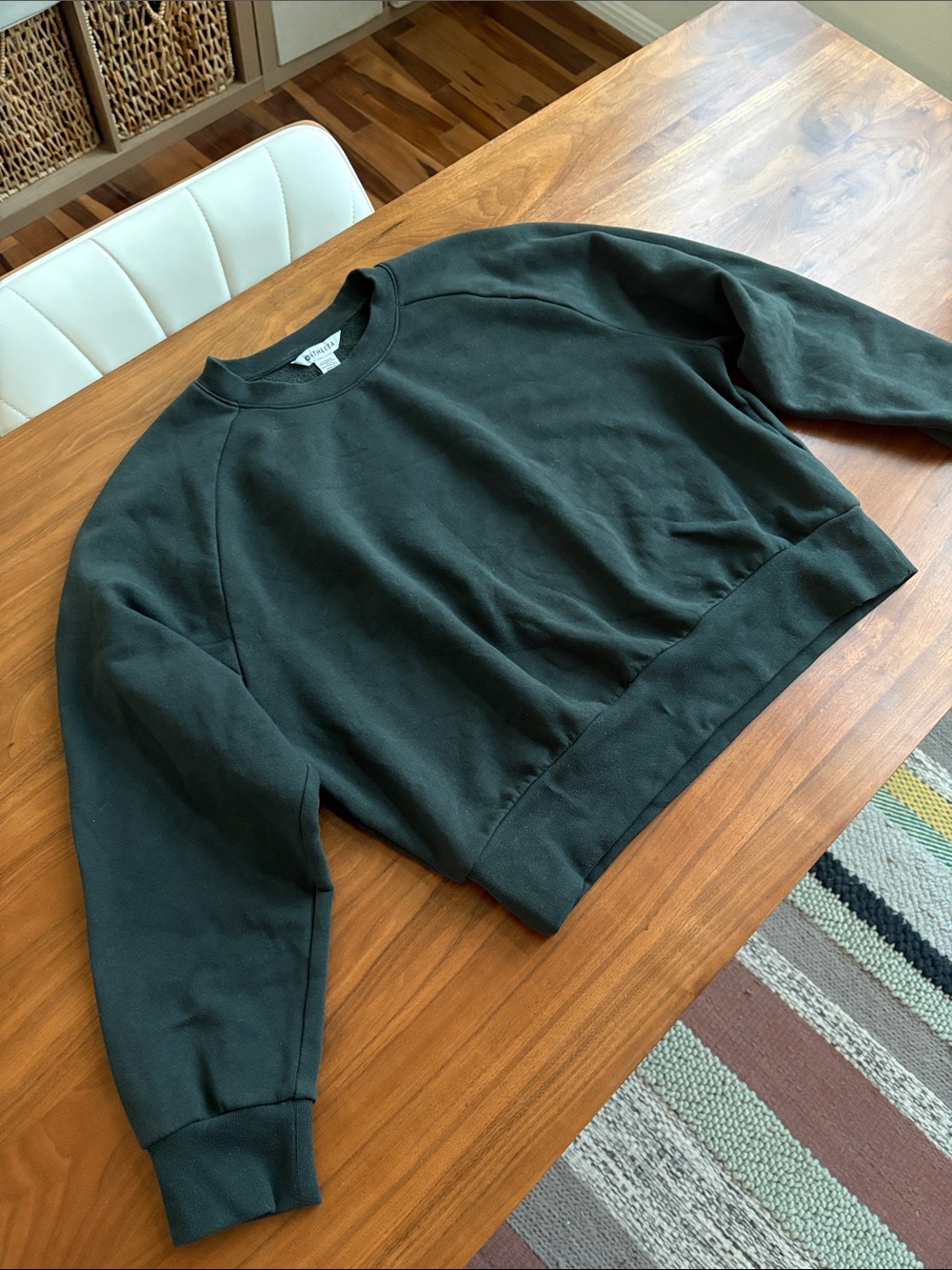 Athleta Forever Fleece Relaxed Crew Sweatshirt in Elm Green Size Large - Picture 4 of 9